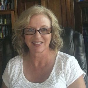 Meet your Posher, Carol
